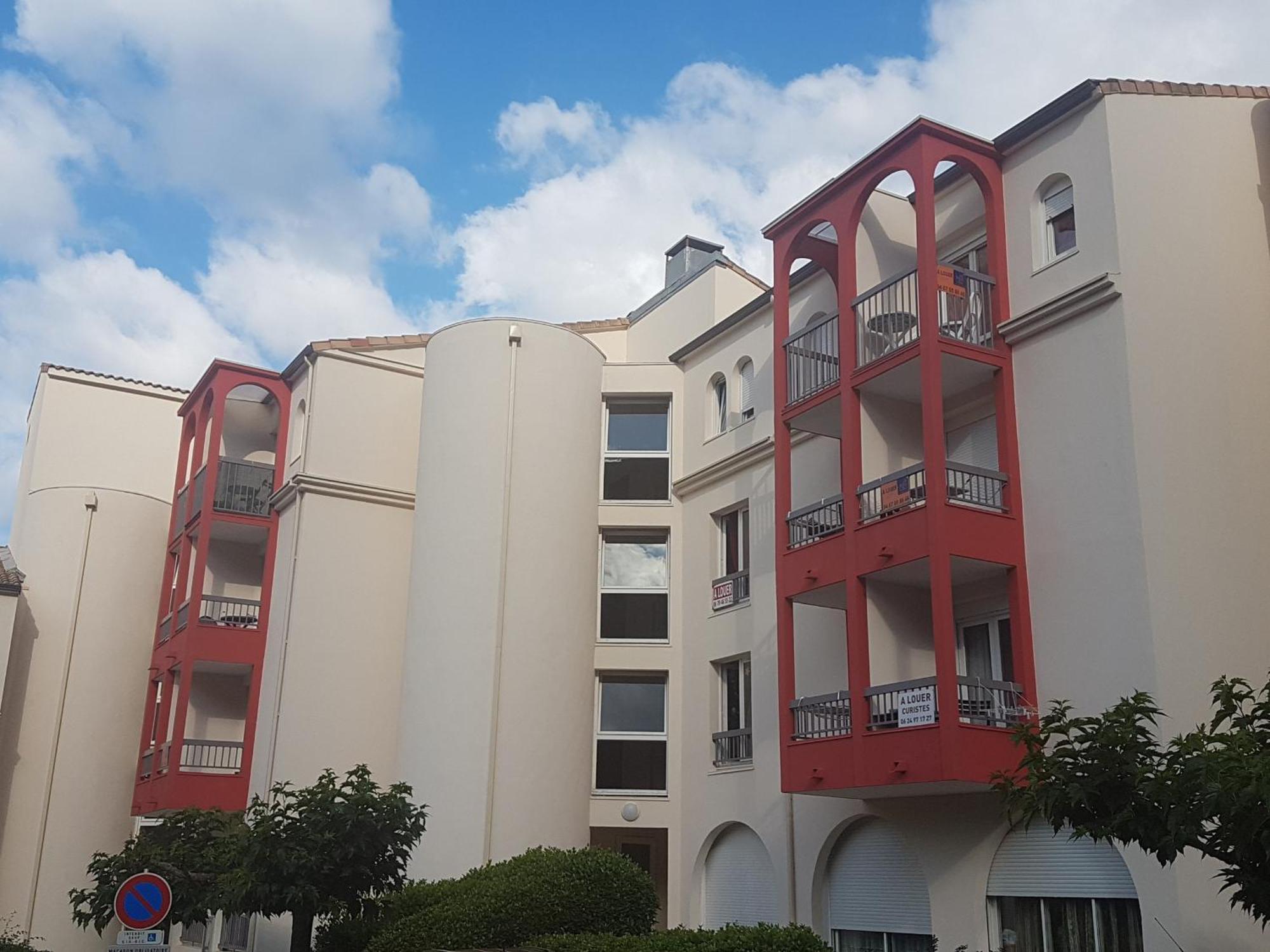Studio Renove Avec Balcon, Animaux Acceptes, Wifi, A 650M Des Thermes - Fr-1-451-92 Lamalou-les-Bains Exterior photo